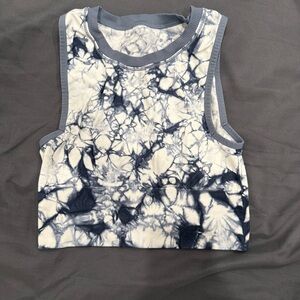 Colsie Blue & White Tie Dye Ribbed High Neck Crop Tank - Size Medium